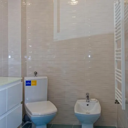 아파트 Ady's By Sunny 마마이아