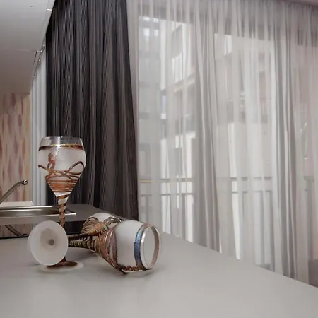 Ady's By Sunny アパート