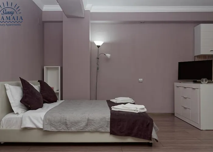 Ady's By Sunny Apartment